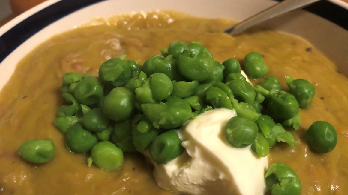Nana’s Split Pea and Ham Hock Soup Recipe